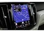 Volvo XC60 2.0 T6 Plug-in hybrid AWD Plus Bright | Trekhaak | Pilot Assist | Pano | Stoel- Stuurverwarming | Achterbank verwarmd |