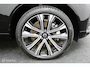Volvo XC60 2.0 T6 Plug-in hybrid AWD Plus Bright | Trekhaak | Pilot Assist | Pano | Stoel- Stuurverwarming | Achterbank verwarmd |