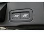 Volvo XC60 2.0 T6 Plug-in hybrid AWD Plus Bright | Trekhaak | Pilot Assist | Pano | Stoel- Stuurverwarming | Achterbank verwarmd |