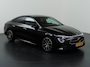 Mercedes-Benz CLA 180 Business Solution AMG | Premium Pakket | 19"LM velgen | Superscreen | Panoramadak | Night Pakket | Sportstoelen |