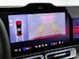 Mercedes-Benz C-klasse 400 4MATIC Launch Edition 94 kWh | Premium pakket | Winterpakket | Rijassistentiepakket Plus | Trekhaak | Panoramisch dak | Augmented Reality navigatie | Sierelementen zwart scheepsdek hout | 20" multispaaks lichtmetalen AMG velgen |