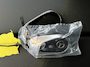 Mercedes-Benz C-klasse 400 4MATIC Launch Edition 94 kWh | Premium pakket | Winterpakket | Rijassistentiepakket Plus | Trekhaak | Panoramisch dak | Augmented Reality navigatie | Sierelementen zwart scheepsdek hout | 20" multispaaks lichtmetalen AMG velgen |
