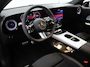 Mercedes-Benz CLA 180 Business Solution AMG | Sportstoelen | Trekhaak | Stoelverwarming |