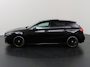 Mercedes-Benz A-klasse 180 Business Solution AMG | Panoramaschuifdak | Premium Plus | Head-Up | MULTIBEAM LED |  Dodehoekassistent | 19 inch AMG-velgen |