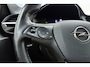 Opel Corsa-e Edition 50 kWh | Navigatie via Carplay | Camera | Parkeersensoren | Zwart dak | Cruise control | Extra getint glas | Lichtmetalen velgen