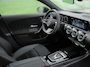 Mercedes-Benz A-klasse 250 e AMG Panoramadak|360° Camera|HUD|Keyless|Sfeerverlichting|Night pakket|Memory|Elektrische verst. stoelen