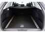 Peugeot 308 SW 1.2 PureTech Tech Edition | Panoramadak | Camera | Parkeersensoren | Navigatie | Lichtmetalen velgen | Alcantara lederen bekleding