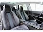 Peugeot 308 SW 1.2 PureTech Tech Edition | Panoramadak | Camera | Parkeersensoren | Navigatie | Lichtmetalen velgen | Alcantara lederen bekleding