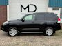 Toyota Land Cruiser 3.0 D-4D-F LX High Roof Window Van - NAP - Dealer onderhouden -Trekhaak-Grijs kenteken-bank voor geel aanwezig