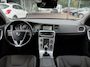 Volvo V60 Cross Country 2.0 D3 Nordic+ | Navigatie | Stand-kachel | Stoelverwarming | Clima | PDC | NL auto!! |