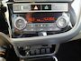 Mitsubishi Outlander 2.4 PHEV Pure Apple Carplay/Android Auto , electronic climate controle , cruise control , kunstlederen bekleding , lichtmetalen velgen 16" , voorstoelen verwarmd