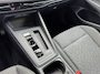 Volkswagen Golf 8.5 1.5 eTSI LIFE DSG ACC Wegklapbare Trekhaak Stoel/stuurverw. Nieuw model!