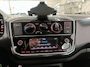 Volkswagen Up! 1.0 65pk | Airconditioning | Muziek streamen via Bluetooth | Rijstrooksensor | | 5 Deurs | Telefoonhouder dashboard