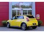 Renault R5 COMFORT RANGE TECHNO 150PK 52 kWh *NIEUWE AUTO!* | PACK WINTER TECHNO: (ELEKTRISCH VERWARMBARE VOORSTOELEN, ELEKTRISCH VERWARMBAAR STUURWIEL, BESTUUDERSSTOEL MET ELEKTRSCH VERSTELBARE LENDESTEUN, IN HOOGTE VERSTELBARE PASSAGIERSSTOEL) | LICHTMETALEN VELGEN 18" | ADAPTIVE CRUISE CONTROL | FULL LED KOPLAMPEN MET FRANSE VLAG | ELEKTRTISCH INKLABARE EN VERWARMBARE BUITENSPIEGELS | ACHTERUITRIJ CAMERA | SFEER VERLICHTING | GOOGLE MAPS NAVIGATIE | DRAADLOZE TELEFOONLADER | PRIVACY GLASS | 100KW SNELLAAD FUNCTIE | DRAADLOZE APPLE CARPLAY/ANDROID AUTO | DAB+ RADIO | SFEER VERLICHTING |