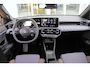Renault R5 COMFORT RANGE TECHNO 150PK 52 kWh *NIEUWE AUTO!* | PACK WINTER TECHNO: (ELEKTRISCH VERWARMBARE VOORSTOELEN, ELEKTRISCH VERWARMBAAR STUURWIEL, BESTUUDERSSTOEL MET ELEKTRSCH VERSTELBARE LENDESTEUN, IN HOOGTE VERSTELBARE PASSAGIERSSTOEL) | LICHTMETALEN VELGEN 18" | ADAPTIVE CRUISE CONTROL | FULL LED KOPLAMPEN MET FRANSE VLAG | ELEKTRTISCH INKLABARE EN VERWARMBARE BUITENSPIEGELS | ACHTERUITRIJ CAMERA | SFEER VERLICHTING | GOOGLE MAPS NAVIGATIE | DRAADLOZE TELEFOONLADER | PRIVACY GLASS | 100KW SNELLAAD FUNCTIE | DRAADLOZE APPLE CARPLAY/ANDROID AUTO | DAB+ RADIO | SFEER VERLICHTING |
