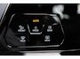 Volkswagen Golf 2.0 TDI Style 115PK / 85kW, Dodehoekdetectie (Side Assist), LED Matrix (IQ.Lights), elektrisch verstelbare ErgoActive voorstoel met geheugen- en massagefunctie, adaptieve cruise control (ACC), draadloze telefoonlader, keyless start, parkeerassistent (Park Assist), parkeersensoren voor en achter (PDC), elektrisch verstel-, verwarm- en inklapbare buitenspiegels etc.