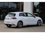 Volkswagen Golf 2.0 TDI Style 115PK / 85kW, Dodehoekdetectie (Side Assist), LED Matrix (IQ.Lights), elektrisch verstelbare ErgoActive voorstoel met geheugen- en massagefunctie, adaptieve cruise control (ACC), draadloze telefoonlader, keyless start, parkeerassistent (Park Assist), parkeersensoren voor en achter (PDC), elektrisch verstel-, verwarm- en inklapbare buitenspiegels etc.