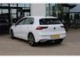 Volkswagen Golf 2.0 TDI Style 115PK / 85kW, Dodehoekdetectie (Side Assist), LED Matrix (IQ.Lights), elektrisch verstelbare ErgoActive voorstoel met geheugen- en massagefunctie, adaptieve cruise control (ACC), draadloze telefoonlader, keyless start, parkeerassistent (Park Assist), parkeersensoren voor en achter (PDC), elektrisch verstel-, verwarm- en inklapbare buitenspiegels etc.