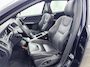 Volvo XC60 T5 Polar+ | 18" | Elektr. verstelbare Lederen Sportstoelen | Trekhaak | Panoramadak | Parkeercamera | Xenon | Stoelverwarming | Parkeerverwarming