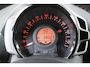 Peugeot 108 1.0 e-VTi ACTIVE AUTOMAAT ZEER LAGE KILOMETERSTAND | MISTLAMPEN VOOR | LED DAGRIJVERLICHTING | PARKEERSENSOREN ACHTER | AIRCO | MULTIFUNCTIONEEL LEDEREN STUURWIEL | BLUETOOTH | CENTRALE VERGRENDELING MET AFSTANDSBEDIENING | ELEKTRISCH BEDIENBARE RAMEN VOOR | KLAPRUITJES ACHTER PORTIEREN | VAN BINNENUIT VERSTELBARE BUITEN SPIEGELS | IN HOOGTE VERSTELBARE BESTUURDERSSTOEL | SCHAKELFLIPPERS ACHTER HET STUUR | USB-A AANSLUITING |