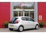 Peugeot 108 1.0 e-VTi ACTIVE AUTOMAAT ZEER LAGE KILOMETERSTAND | MISTLAMPEN VOOR | LED DAGRIJVERLICHTING | PARKEERSENSOREN ACHTER | AIRCO | MULTIFUNCTIONEEL LEDEREN STUURWIEL | BLUETOOTH | CENTRALE VERGRENDELING MET AFSTANDSBEDIENING | ELEKTRISCH BEDIENBARE RAMEN VOOR | KLAPRUITJES ACHTER PORTIEREN | VAN BINNENUIT VERSTELBARE BUITEN SPIEGELS | IN HOOGTE VERSTELBARE BESTUURDERSSTOEL | SCHAKELFLIPPERS ACHTER HET STUUR | USB-A AANSLUITING |