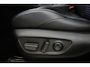 Toyota RAV4 2.5 Hybrid AWD Bi-Tone | Navigatie | Apple Carplay / Android Auto | Stoel-/stuurverwarming | Verwarmbare voorruit | Leder | BearLock | Parkeersensoren voor/achter | Camera | Keyless | Adaptive Cruise | Clima | 18 inch