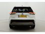Toyota RAV4 2.5 Hybrid AWD Bi-Tone | Navigatie | Apple Carplay / Android Auto | Stoel-/stuurverwarming | Verwarmbare voorruit | Leder | BearLock | Parkeersensoren voor/achter | Camera | Keyless | Adaptive Cruise | Clima | 18 inch