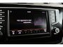 Volkswagen Touran 1.6 TDI SCR Connected Series 7p 7 persoons, Stoelverwarming Trekhaak, Automaat, Navigatie