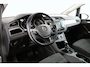 Volkswagen Touran 1.6 TDI SCR Connected Series 7p 7 persoons, Stoelverwarming Trekhaak, Automaat, Navigatie