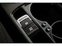Volkswagen Touran 1.6 TDI SCR Connected Series 7p 7 persoons, Stoelverwarming Trekhaak, Automaat, Navigatie