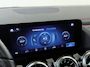 Mercedes-Benz EQA 250 Business Solution AMG 67 kWh Panoramadak / Keyless / Privacy Glass / Parkeercamera / Sfeerverlichting / Elektr. Kofferklep / Stoelverwarming