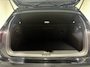 Volkswagen Golf 1.5 eTSI R-Line, Apple carplay, Camera, 18 inch, Xenon, Cruise, Navi, Voledig onderhouden, Prijs incl. Apk, beurt en 3 mnd garantie