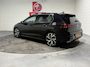Volkswagen Golf 1.5 eTSI R-Line, Apple carplay, Camera, 18 inch, Xenon, Cruise, Navi, Voledig onderhouden, Prijs incl. Apk, beurt en 3 mnd garantie