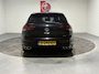 Volkswagen Golf 1.5 eTSI R-Line, Apple carplay, Camera, 18 inch, Xenon, Cruise, Navi, Voledig onderhouden, Prijs incl. Apk, beurt en 3 mnd garantie