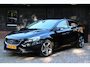 Volvo V40 1.6 T2 Kinetic Navigatie/Parkeersensor/R Design velgen/Apk 10-2027