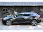 Volvo V40 1.6 T2 Kinetic Navigatie/Parkeersensor/R Design velgen/Apk 10-2027