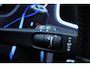 Volvo V40 1.6 T2 Kinetic Navigatie/Parkeersensor/R Design velgen/Apk 10-2027