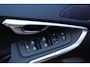 Volvo V40 1.6 T2 Kinetic Navigatie/Parkeersensor/R Design velgen/Apk 10-2027