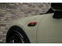 MINI John Cooper Works 3-Deurs 2.0 F1 Aut. | Navi | Carplay | Panorama | H&K | Camera | 17"LM | Emerald Grey