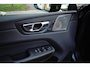 Volvo XC60 2.0 T8 Twin Engine AWD R-DESIGN /AUTOM/PANO DAK/LUCHTVERING/LEDER/MEMORY/ADAP CRUISE/B&W/CARPLAY/STUUR STOEL VERW
