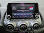 Nissan Juke 1.6 Hybrid N-Connecta / Cruise control / Navigatie via Apple Carplay of Android Auto / Climate control / Achteruitrijcamera / Parkeersensoren voor en achter / Keyless Entry/Start /