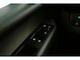 Volkswagen ID. Buzz 77 kWh 204PK L1H1 | Snelladen | SOH 95% | Airco | Cruise | Carplay | 3 Zits | Trekhaak | Parkeersens.