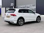 Volkswagen Tiguan 1.5 TSI R-LINE DSG Leder Panodak H&amp;K Trekhaak NL-auto 1e Eig.