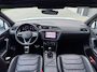 Volkswagen Tiguan 1.5 TSI R-LINE DSG Leder Panodak H&amp;K Trekhaak NL-auto 1e Eig.