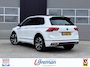 Volkswagen Tiguan 1.5 TSI R-LINE DSG Leder Panodak H&amp;K Trekhaak NL-auto 1e Eig.