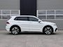 Volkswagen Tiguan 1.5 TSI R-LINE DSG Leder Panodak H&amp;K Trekhaak NL-auto 1e Eig.
