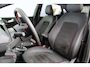 Ford Puma 1.0-125pk EcoBoost Hybrid ST-Line X. Alweer zo'n mooie uiterst complete Ford Puma met slechts 7.400km èn fabr. garantie t/m 10-12-2029 ! Autm. airco, LED verlichting, navigatie, telefoonvoorb., bestuurders assistent pakket, winterpakket etc., etc