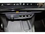 Ford Puma 1.0-125pk EcoBoost Hybrid ST-Line X. Alweer zo'n mooie uiterst complete Ford Puma met slechts 7.400km èn fabr. garantie t/m 10-12-2029 ! Autm. airco, LED verlichting, navigatie, telefoonvoorb., bestuurders assistent pakket, winterpakket etc., etc