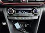 Hyundai Kona 1.0 T-GDI Premium | Leer | Stoel + stuurverwarming | Trekhaak | El. bed. stoelen | Dodehoek |