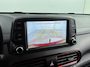 Hyundai Kona 1.0 T-GDI Premium | Leer | Stoel + stuurverwarming | Trekhaak | El. bed. stoelen | Dodehoek |